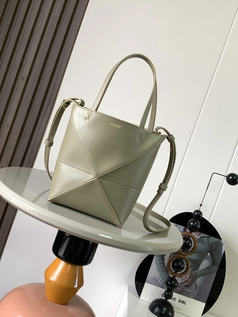 Sustainable Loewe Shopping Bags 61154