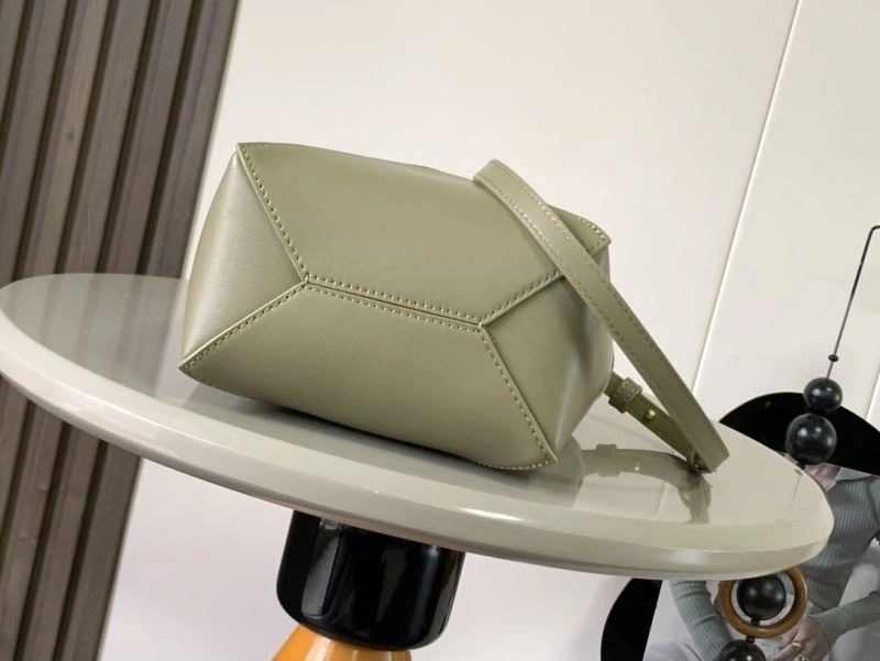Sustainable Loewe Shopping Bags 61154