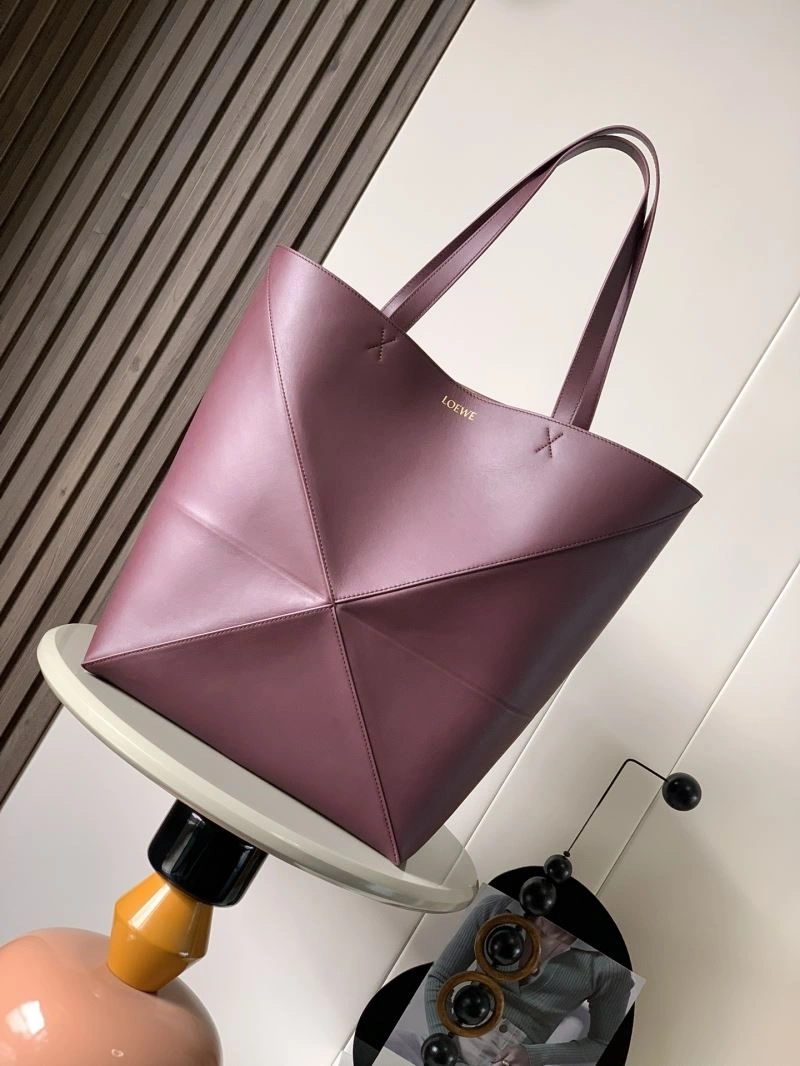 ModernLook Loewe Shopping Bags 61152