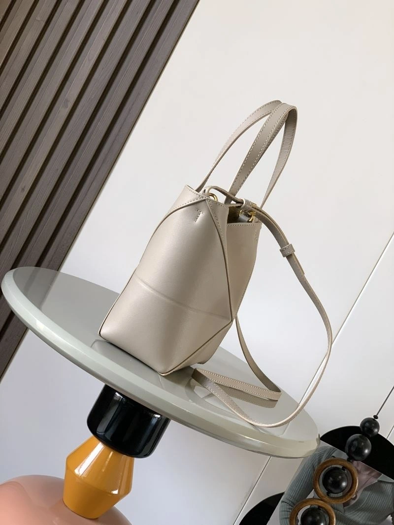 ZipUp Loewe Shopping Bags 61153