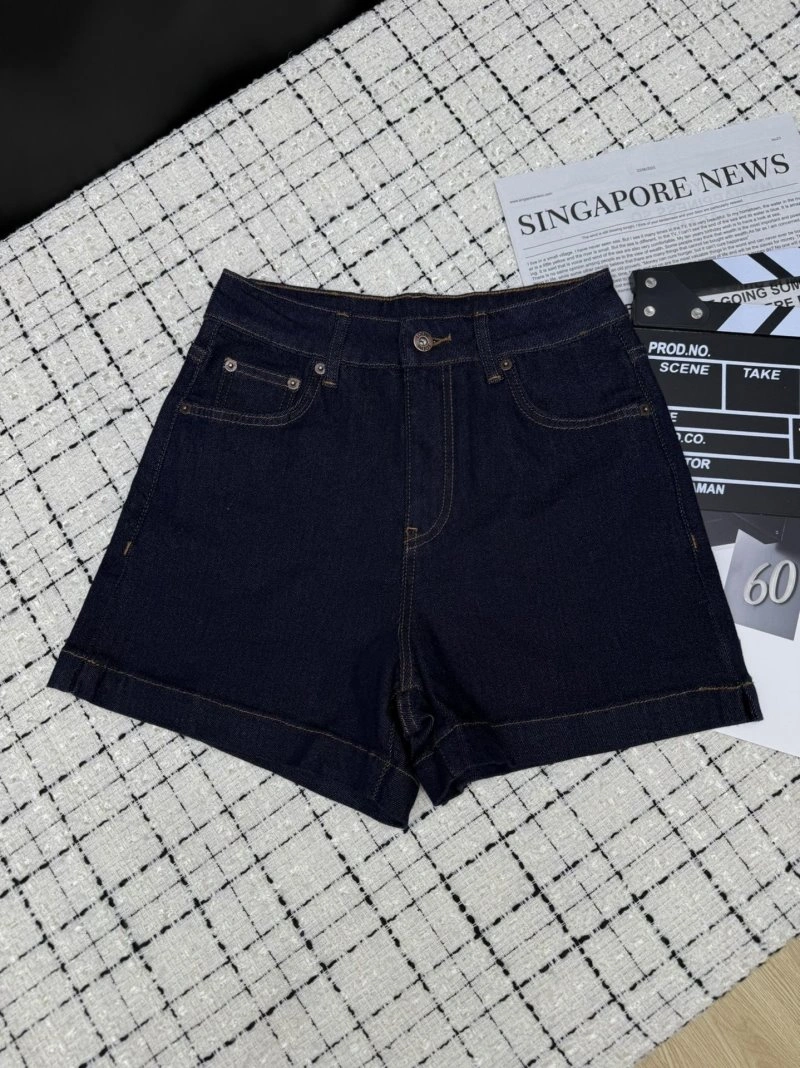 Snug Loewe Short Pants 152181
