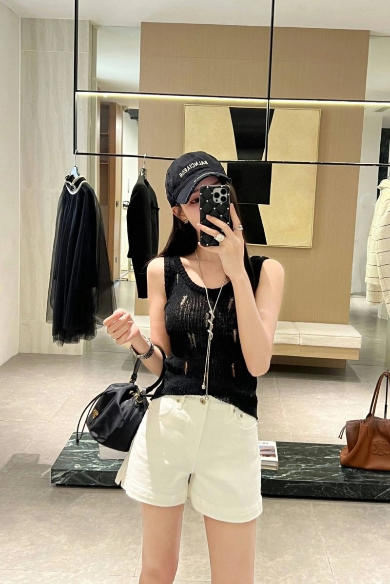 WellDesigned Loewe Short Pants 152173