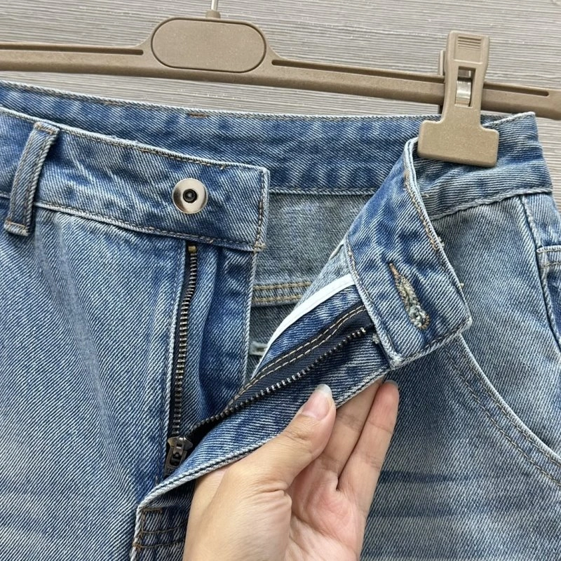 Chic Loewe Short Pants 151624