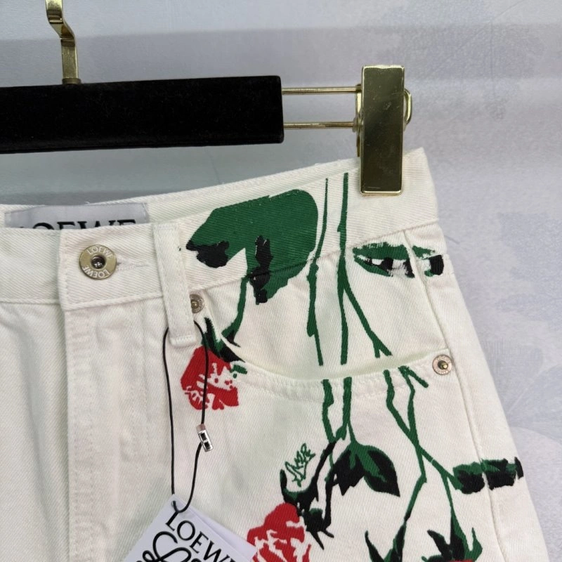 Stylish Loewe Short Pants 151611
