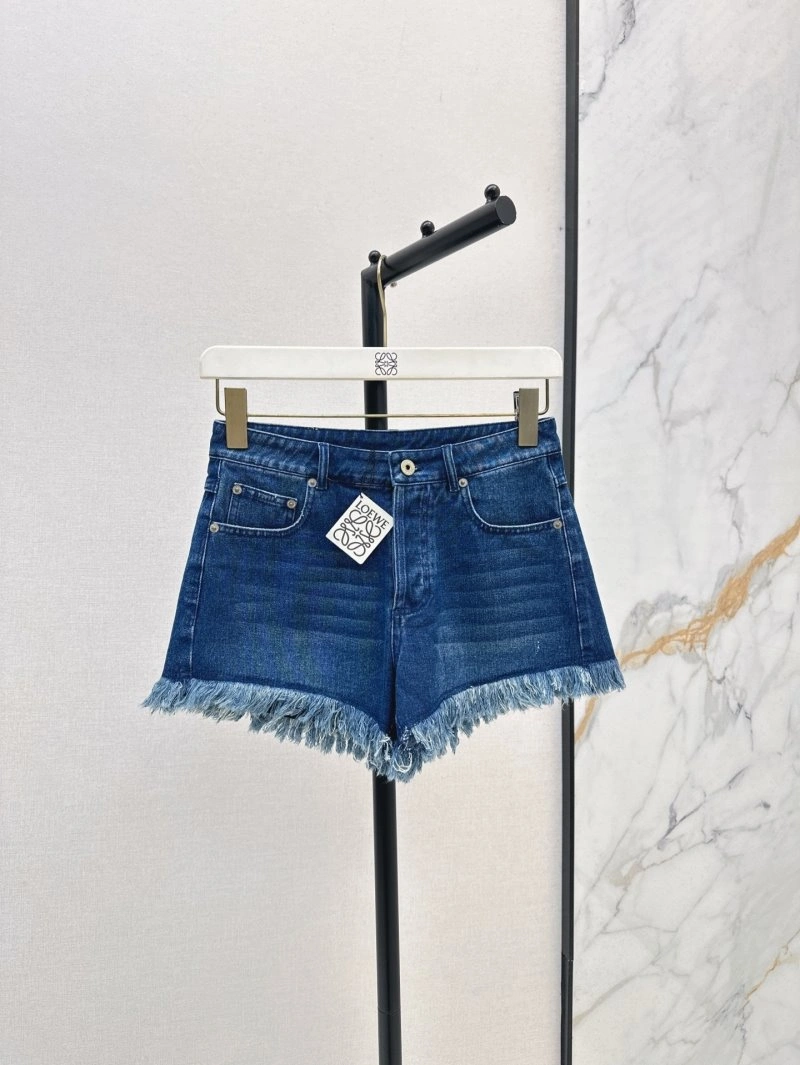 Trendsetting Loewe Short Pants 149700