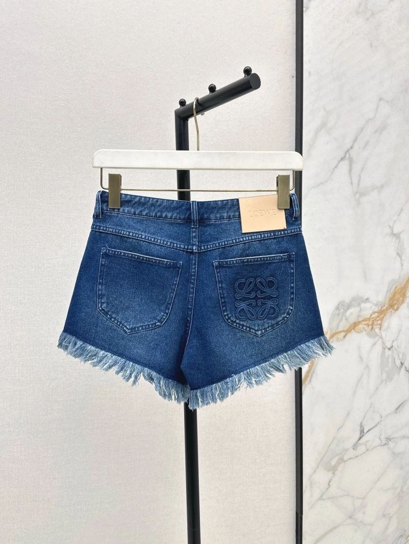 Trendsetting Loewe Short Pants 149700