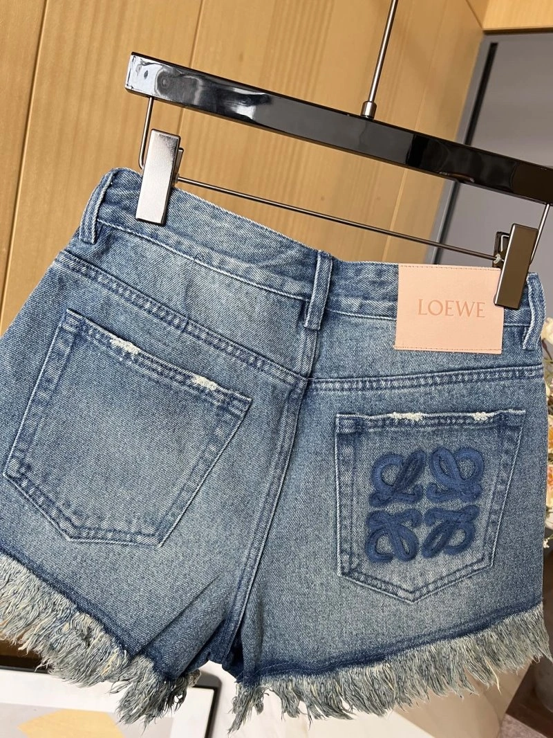Loewe Short Pants Comfortable 149698