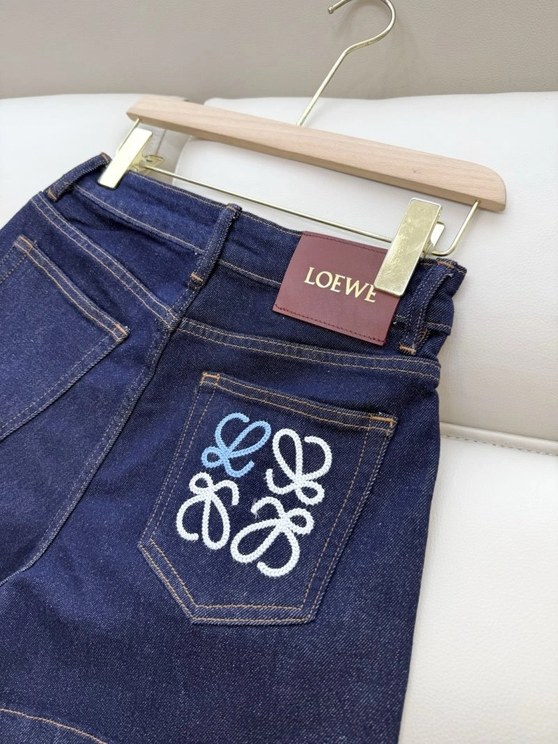 Loewe Short Pants Unisex 149693