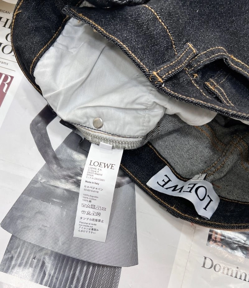Attractive Loewe Short Pants 149691