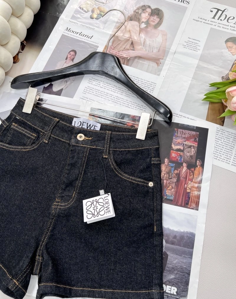 Attractive Loewe Short Pants 149691