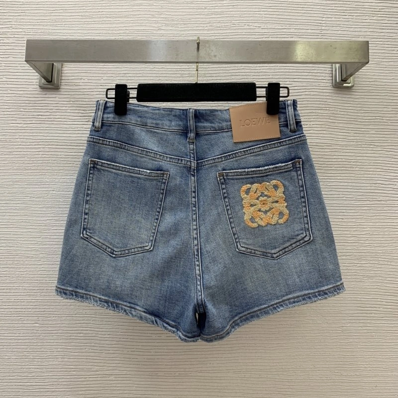 Elegant Loewe Short Pants 149678