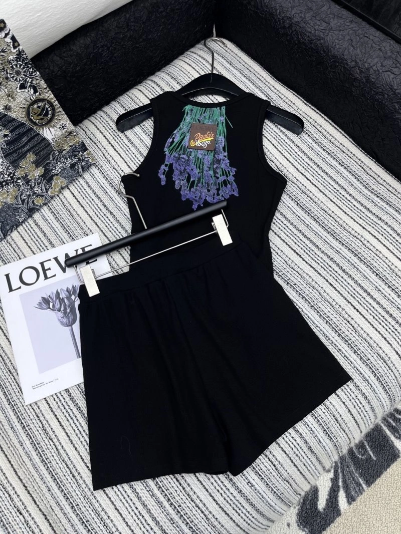 Chic Loewe Short Suits 156807