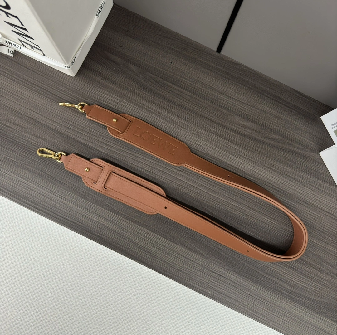 Loewe Shoulder Straps Sustainable 72021