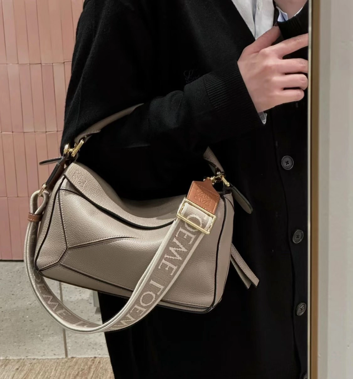Premium Loewe Shoulder Straps 72019