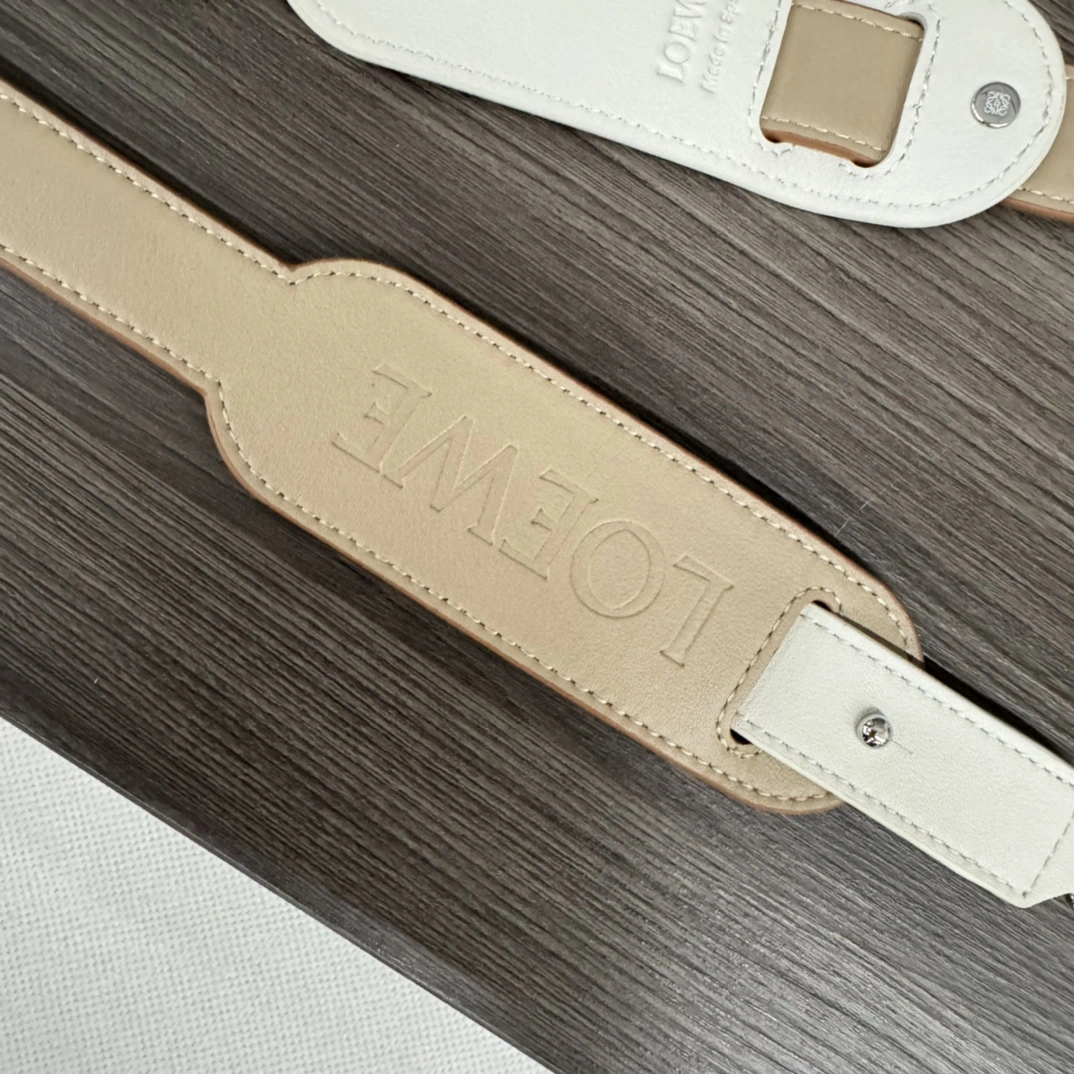 Loewe Shoulder Straps FreshLook 72055