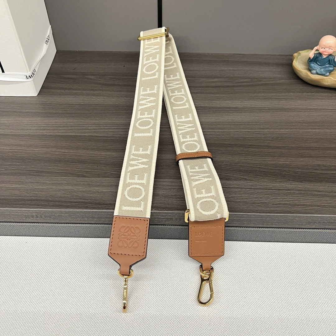 Loewe Shoulder Straps Unisex 67138
