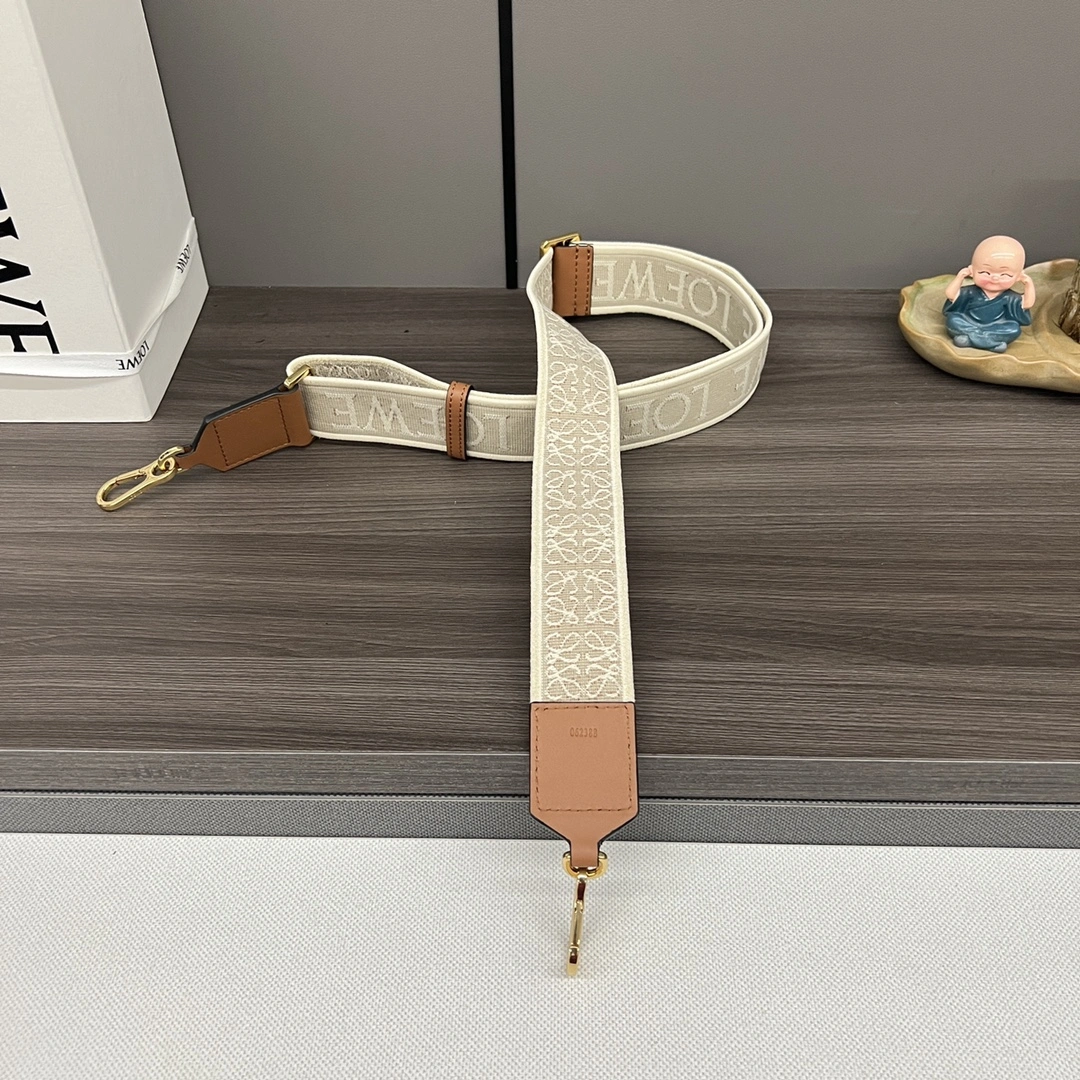 Loewe Shoulder Straps Unisex 67138
