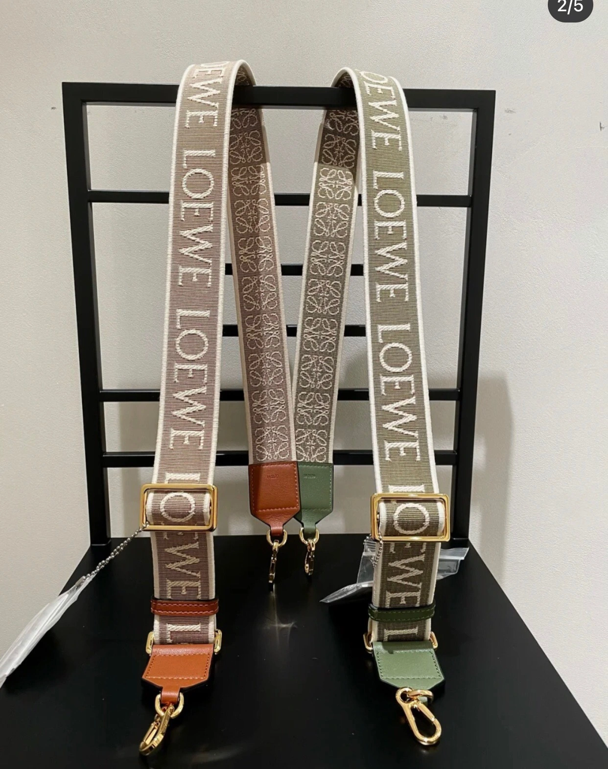 Loewe Shoulder Straps Unisex 67138