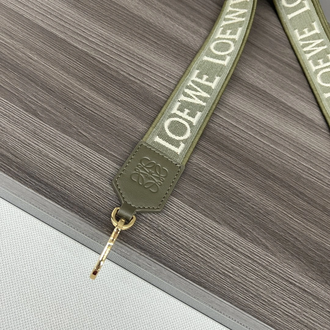 Stylish Loewe Shoulder Straps 67120
