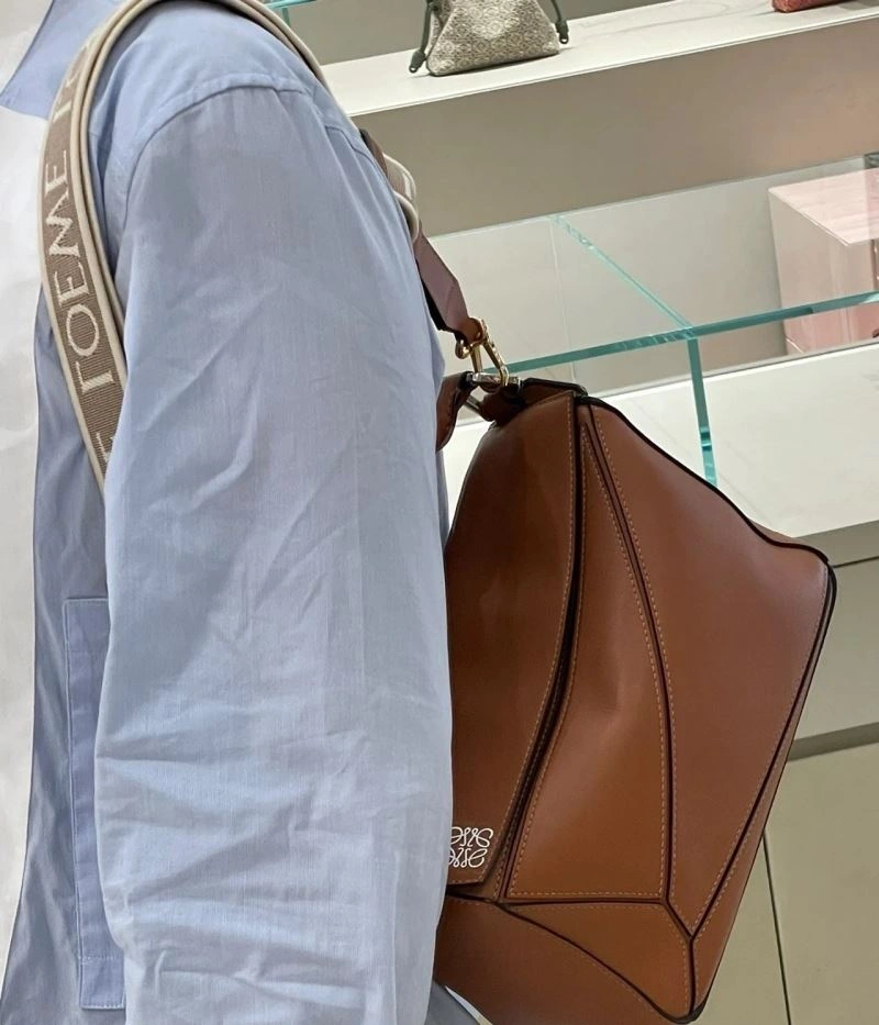 Loewe Shoulder Straps Seasonal 61366