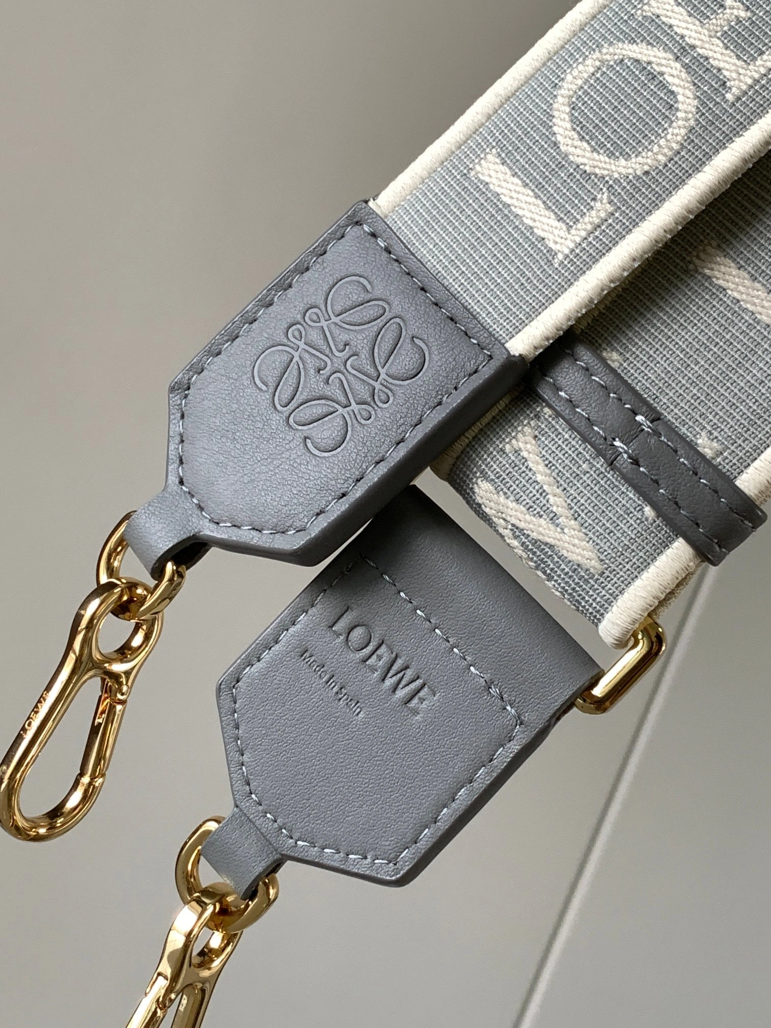 Loewe Shoulder Straps Sporty 71870