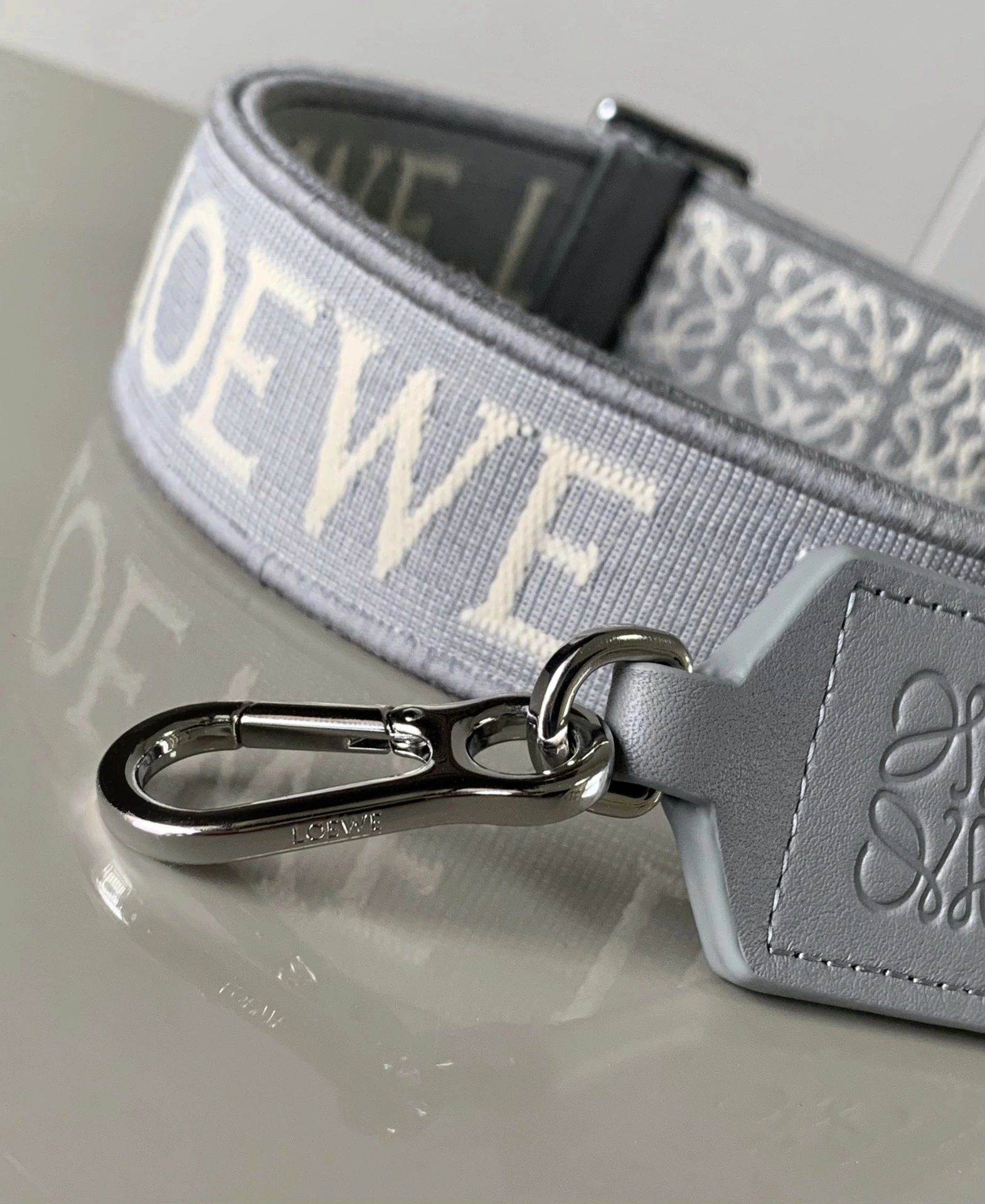Loewe Shoulder Straps Seasonal 71869