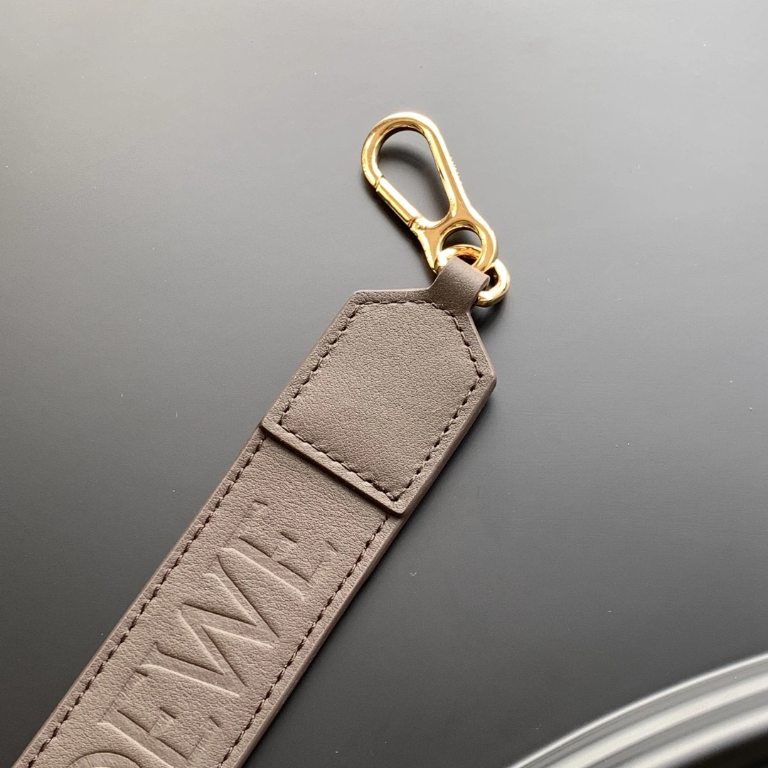 Sustainable Loewe Shoulder Straps 71860