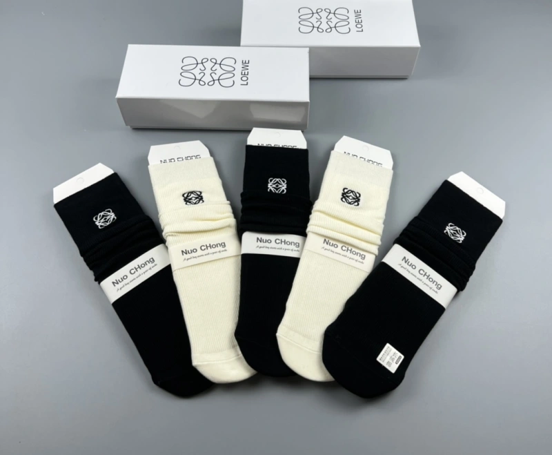 ModernLook Loewe Socks 274448