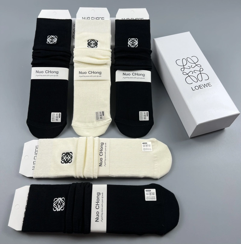 ModernLook Loewe Socks 274448
