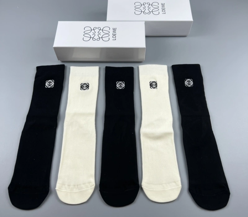ModernLook Loewe Socks 274448