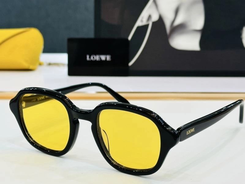Loewe Sunglasses Sophisticated 280319