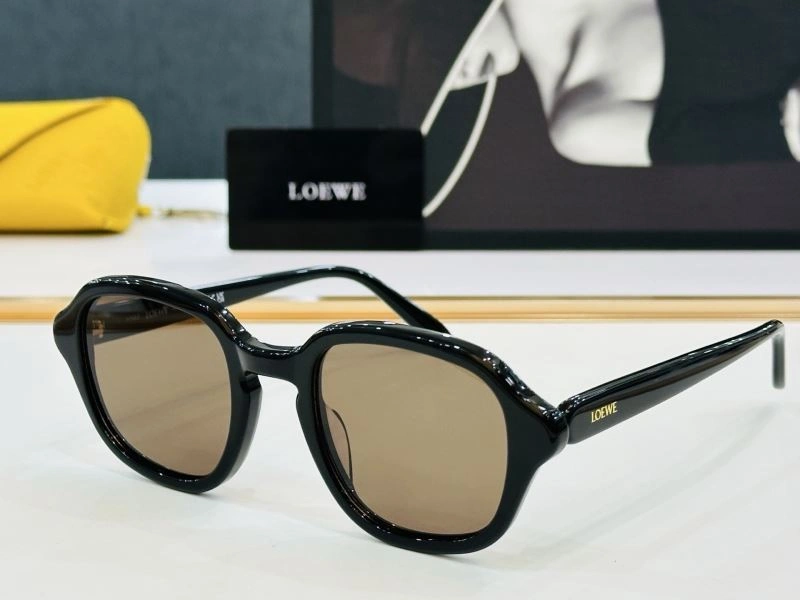 Loewe Sunglasses Sophisticated 280319