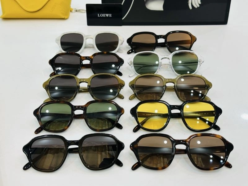 Loewe Sunglasses Sophisticated 280319