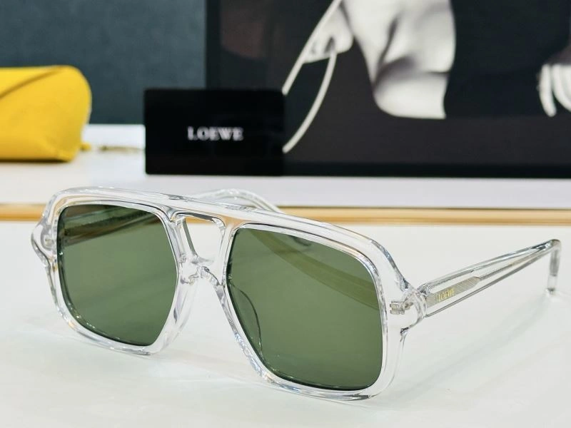 Cozy Loewe Sunglasses 280321