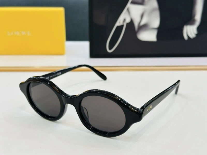 MoistureWicking Loewe Sunglasses 280324