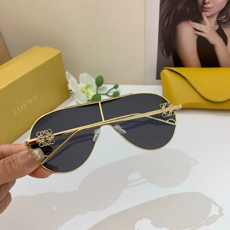 EyeCatching Loewe Sunglasses 280304