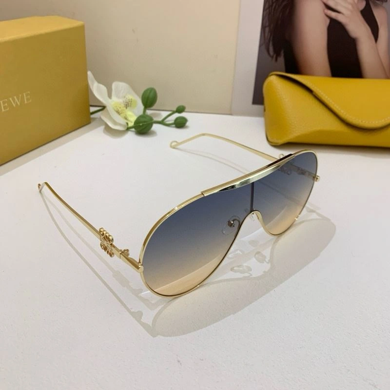 Tailored Loewe Sunglasses 280307