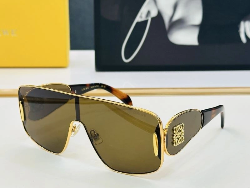 Trendsetting Loewe Sunglasses 280303