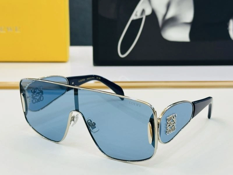 Trendsetting Loewe Sunglasses 280303