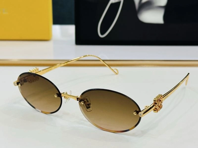 Loewe Sunglasses HighQuality 280332