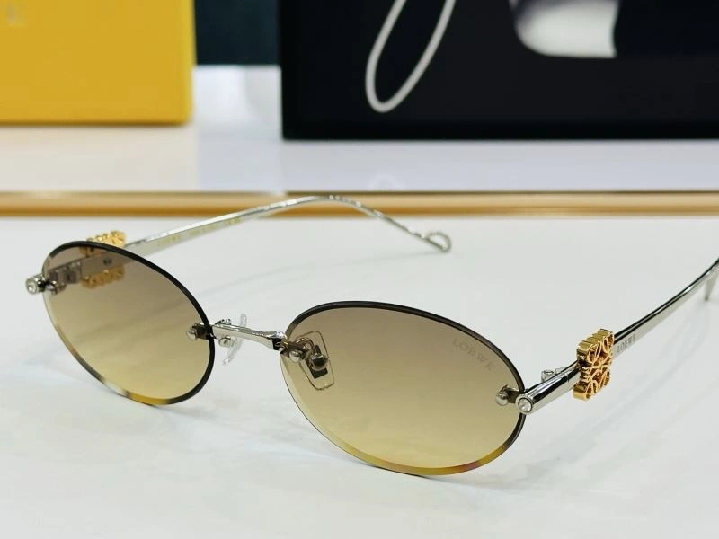 Loewe Sunglasses HighQuality 280332