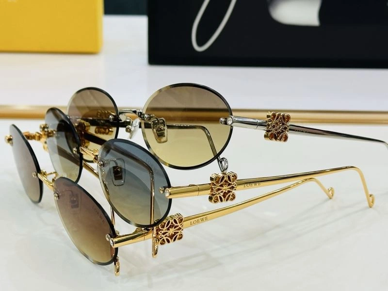 Loewe Sunglasses HighQuality 280332