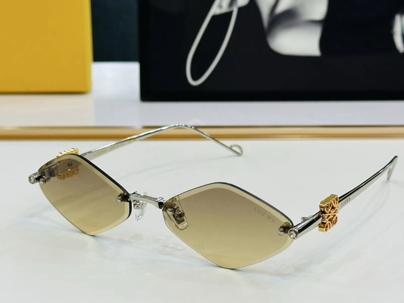 NewStyle Loewe Sunglasses 280333
