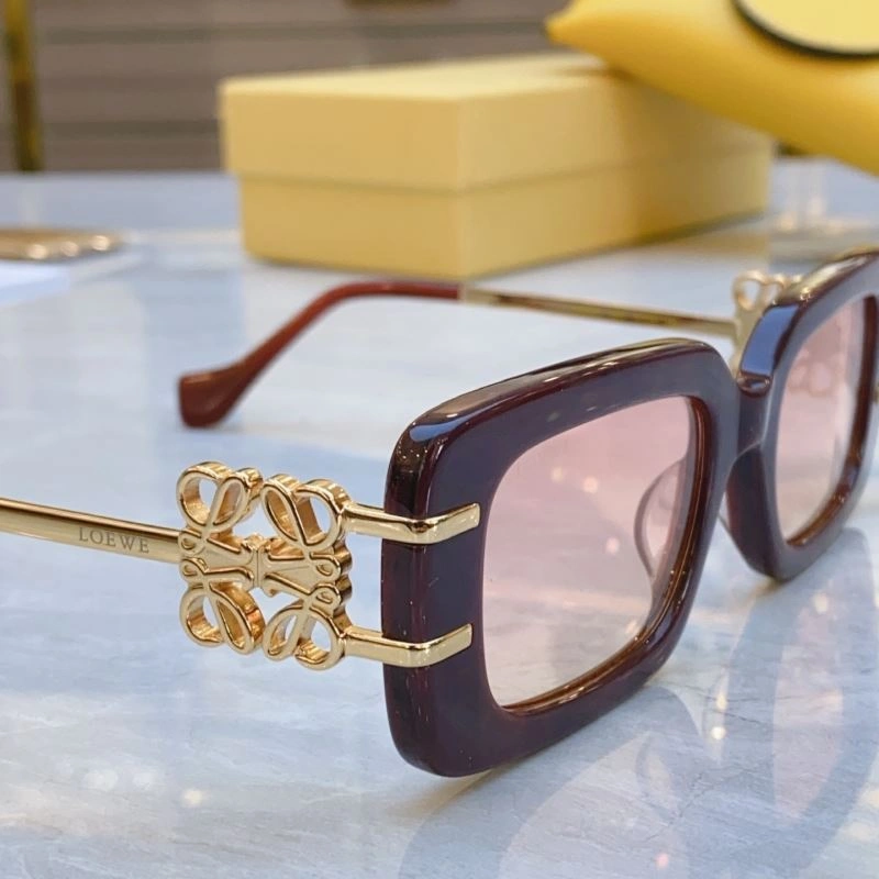 Tailored Loewe Sunglasses 280329