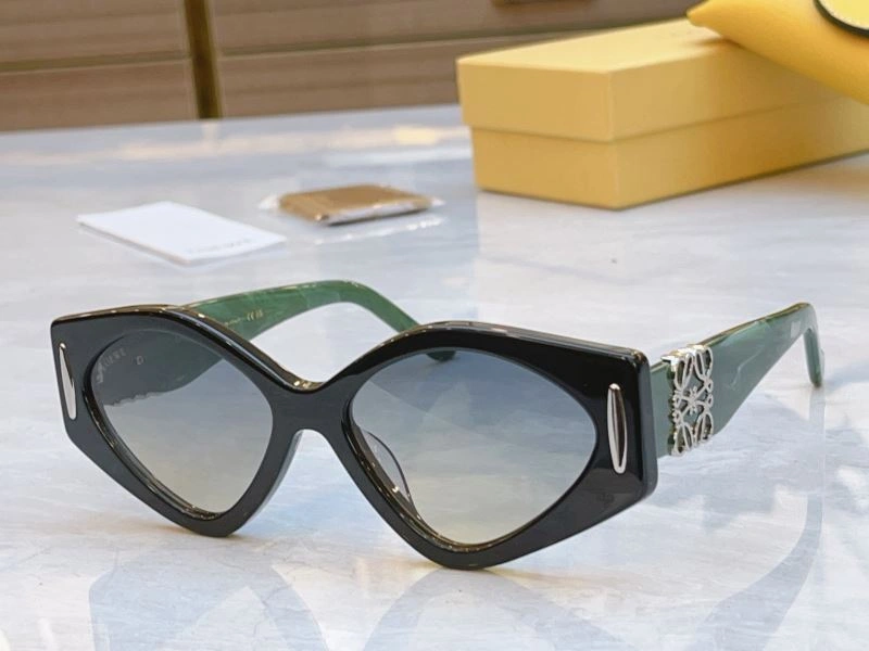 Sustainable Loewe Sunglasses 280328