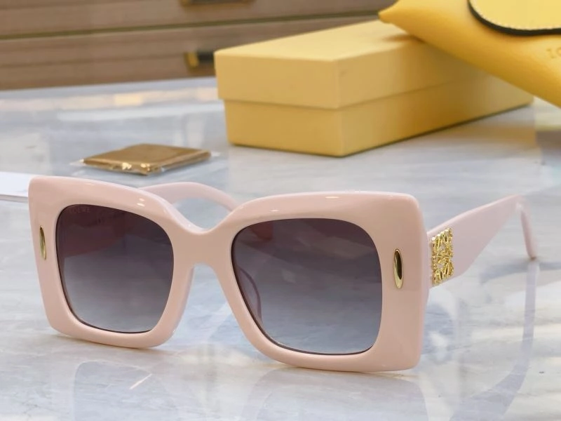 Loewe Sunglasses Refined 280317