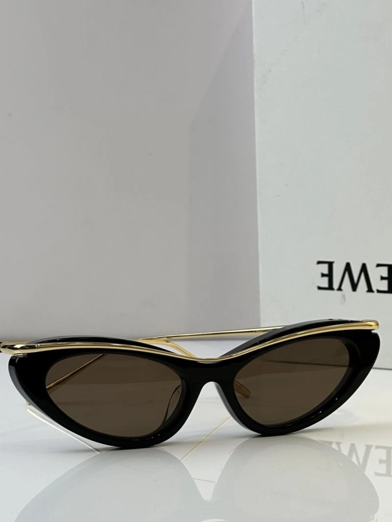 Loewe Sunglasses SportInspired 280395