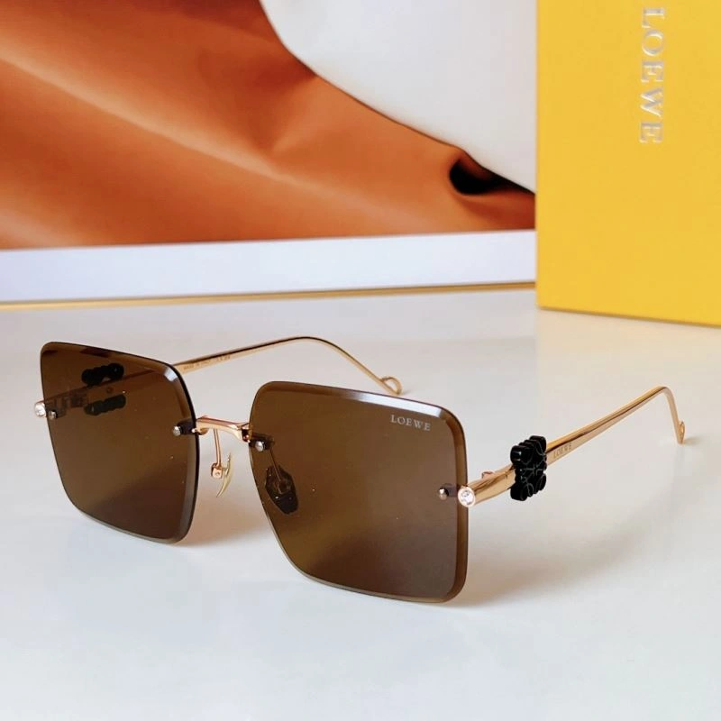 Loewe Sunglasses Stylish 280378