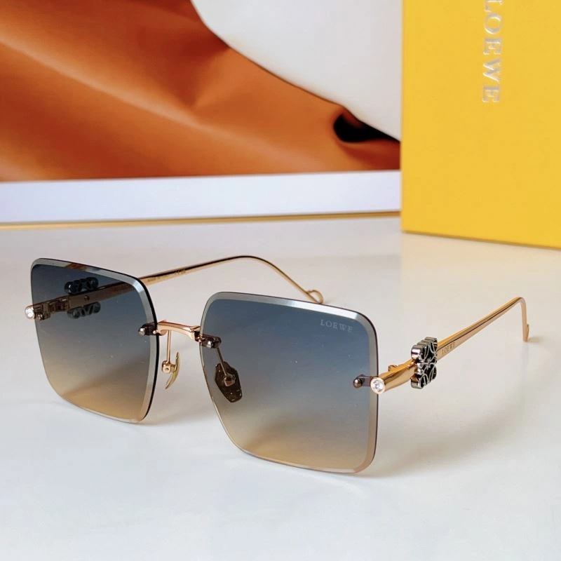 Loewe Sunglasses Stylish 280378