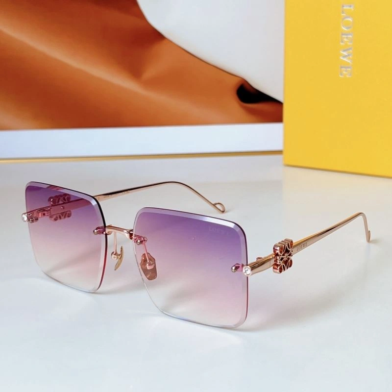 Loewe Sunglasses Stylish 280378